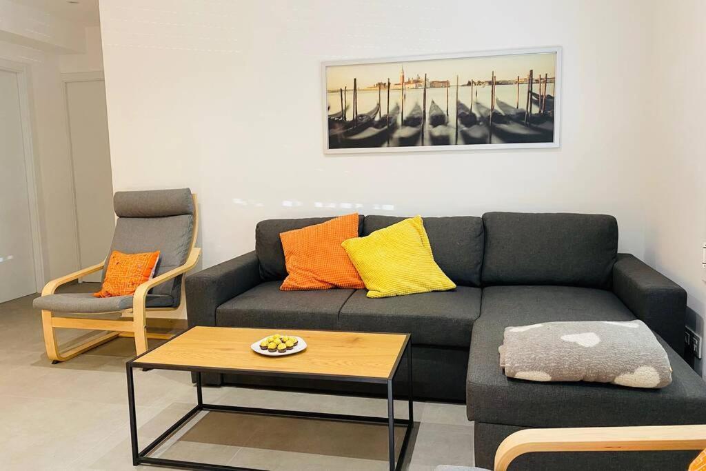 70 M2, Apartamento Cerca De La Playa, Apto Minusvalidos. Rosas Exteriör bild